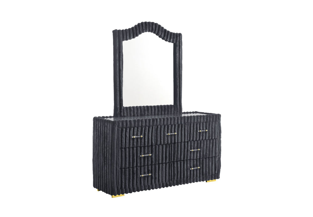 Sandy Dresser & Mirror